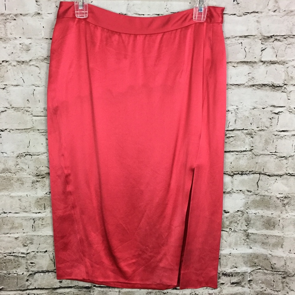 Gucci red silk rayon skirt